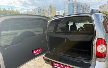 Chevrolet Niva I рестайлинг, 2013 год, 550 000 рублей, 3 фотография