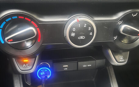KIA Rio IV, 2021 год, 1 580 000 рублей, 17 фотография