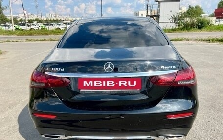 Mercedes-Benz E-Класс, 2022 год, 5 300 000 рублей, 7 фотография