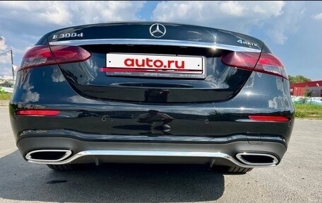 Mercedes-Benz E-Класс, 2022 год, 5 300 000 рублей, 4 фотография