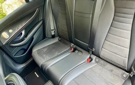 Mercedes-Benz E-Класс, 2022 год, 5 300 000 рублей, 19 фотография