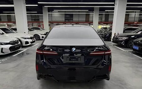 BMW 5 серия, 2026 год, 5 076 868 рублей, 3 фотография