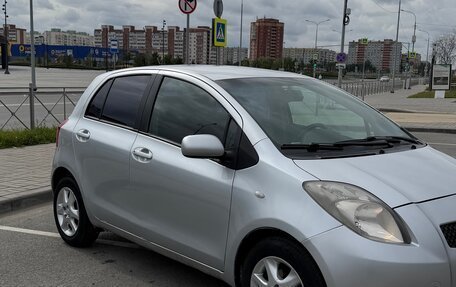 Toyota Yaris III рестайлинг, 2008 год, 570 000 рублей, 4 фотография