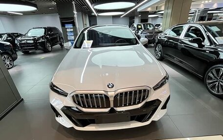 BMW 5 серия, 2026 год, 5 959 626 рублей, 2 фотография