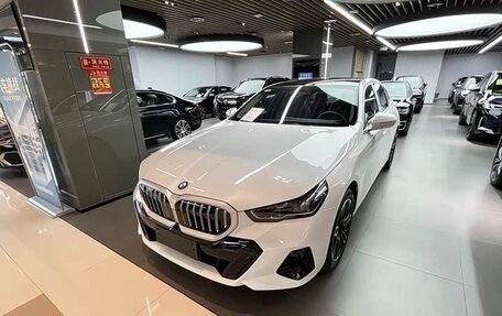 BMW 5 серия, 2026 год, 5 959 626 рублей, 3 фотография