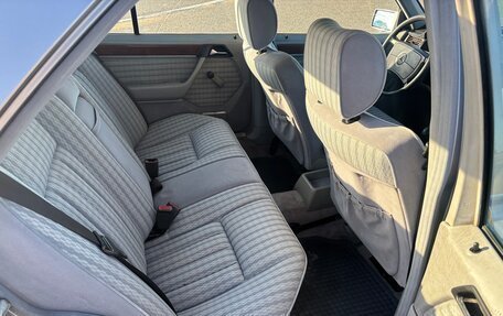Mercedes-Benz W124, 1989 год, 780 000 рублей, 11 фотография
