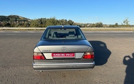 Mercedes-Benz W124, 1989 год, 780 000 рублей, 9 фотография
