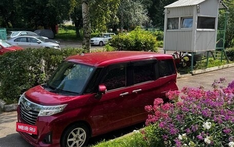 Toyota Roomy I, 2017 год, 1 000 000 рублей, 4 фотография