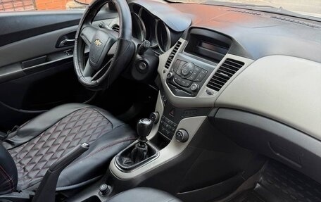 Chevrolet Cruze II, 2012 год, 490 000 рублей, 8 фотография