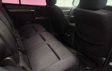 Mitsubishi Pajero IV, 2013 год, 1 855 000 рублей, 11 фотография