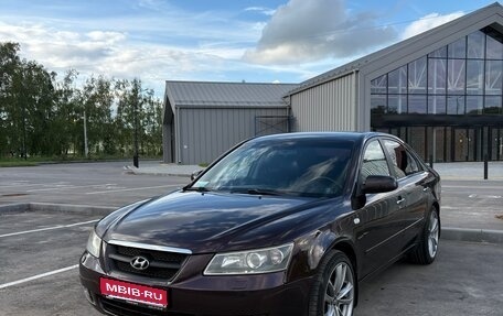 Hyundai Sonata VI, 2007 год, 530 000 рублей, 1 фотография