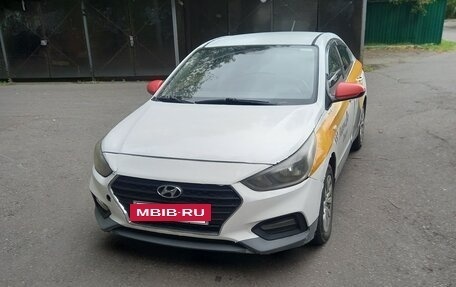 Hyundai Solaris II рестайлинг, 2019 год, 520 000 рублей, 5 фотография