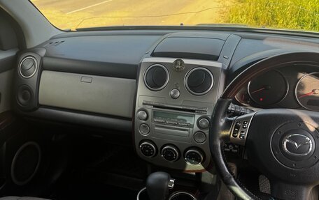 Mazda Verisa, 2005 год, 250 000 рублей, 14 фотография