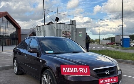 Hyundai Sonata VI, 2007 год, 530 000 рублей, 3 фотография