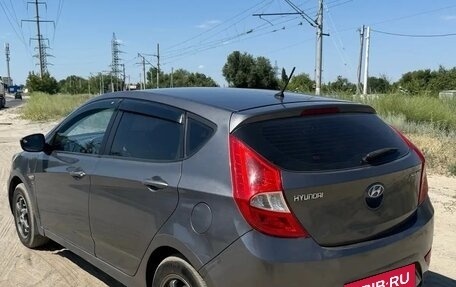 Hyundai Solaris II рестайлинг, 2013 год, 444 000 рублей, 4 фотография