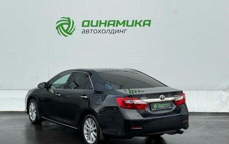 Toyota Camry, 2013 год, 1 300 000 рублей, 7 фотография
