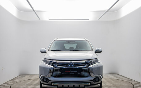 Mitsubishi Pajero Sport III рестайлинг, 2016 год, 3 045 000 рублей, 2 фотография
