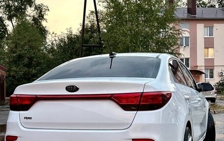 KIA Rio IV, 2017 год, 1 470 000 рублей, 2 фотография