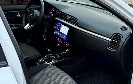 KIA Rio IV, 2017 год, 1 470 000 рублей, 10 фотография
