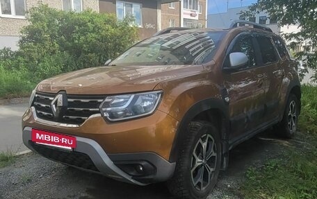 Renault Duster, 2022 год, 2 400 000 рублей, 5 фотография