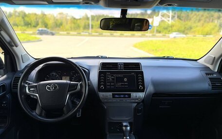 Toyota Land Cruiser Prado 150 рестайлинг 2, 2021 год, 4 760 000 рублей, 10 фотография