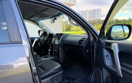 Toyota Land Cruiser Prado 150 рестайлинг 2, 2021 год, 4 760 000 рублей, 13 фотография