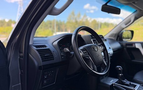 Toyota Land Cruiser Prado 150 рестайлинг 2, 2021 год, 4 760 000 рублей, 15 фотография