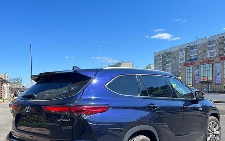 Toyota Highlander, 2021 год, 4 500 000 рублей, 11 фотография