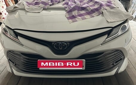 Toyota Camry, 2020 год, 3 120 000 рублей, 4 фотография
