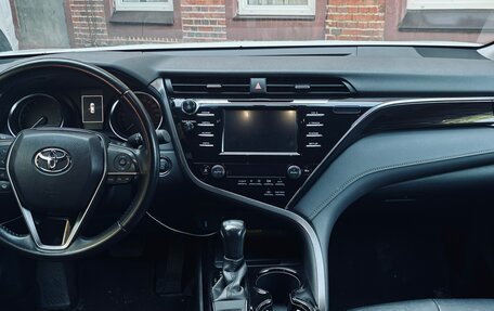 Toyota Camry, 2020 год, 3 150 000 рублей, 6 фотография