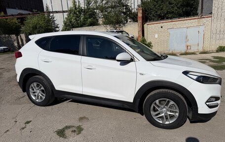 Hyundai Tucson III, 2015 год, 2 088 000 рублей, 3 фотография