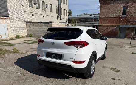 Hyundai Tucson III, 2015 год, 2 088 000 рублей, 2 фотография