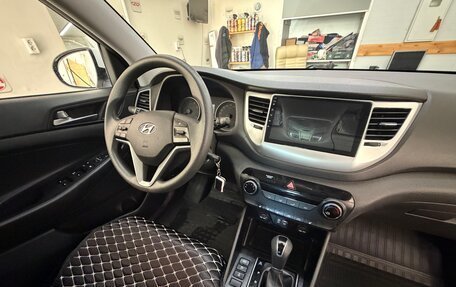 Hyundai Tucson III, 2015 год, 2 088 000 рублей, 15 фотография