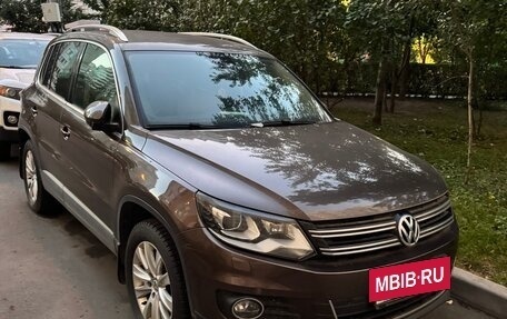 Volkswagen Tiguan II, 2016 год, 2 070 000 рублей, 2 фотография