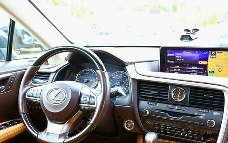 Lexus RX IV рестайлинг, 2019 год, 4 199 999 рублей, 15 фотография