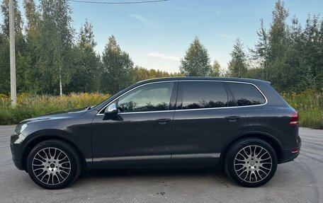 Volkswagen Touareg III, 2010 год, 1 870 000 рублей, 4 фотография