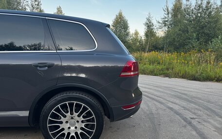 Volkswagen Touareg III, 2010 год, 1 870 000 рублей, 5 фотография