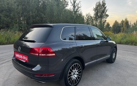 Volkswagen Touareg III, 2010 год, 1 870 000 рублей, 8 фотография