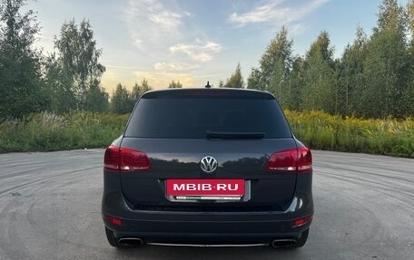 Volkswagen Touareg III, 2010 год, 1 870 000 рублей, 7 фотография
