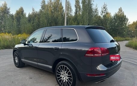 Volkswagen Touareg III, 2010 год, 1 870 000 рублей, 6 фотография