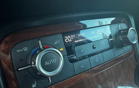 Volkswagen Touareg III, 2010 год, 1 870 000 рублей, 22 фотография