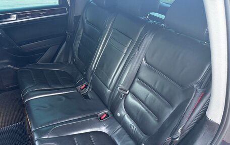 Volkswagen Touareg III, 2010 год, 1 870 000 рублей, 26 фотография