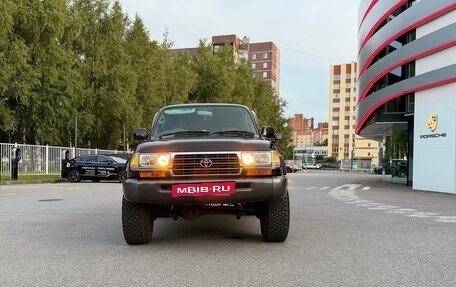 Toyota Land Cruiser 80 рестайлинг, 1997 год, 4 200 000 рублей, 5 фотография