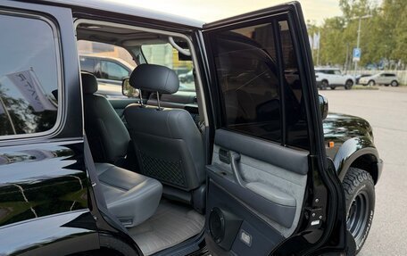 Toyota Land Cruiser 80 рестайлинг, 1997 год, 4 200 000 рублей, 19 фотография