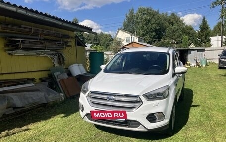 Ford Kuga III, 2019 год, 1 750 000 рублей, 4 фотография