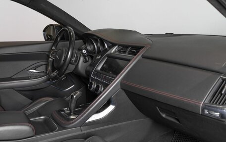 Jaguar E-Pace, 2018 год, 2 820 000 рублей, 7 фотография