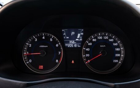 Hyundai Solaris II рестайлинг, 2011 год, 720 000 рублей, 14 фотография