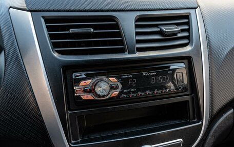 Hyundai Solaris II рестайлинг, 2011 год, 720 000 рублей, 13 фотография