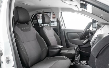 Renault Logan II, 2020 год, 1 299 000 рублей, 12 фотография
