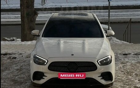 Mercedes-Benz E-Класс, 2020 год, 4 750 000 рублей, 5 фотография
